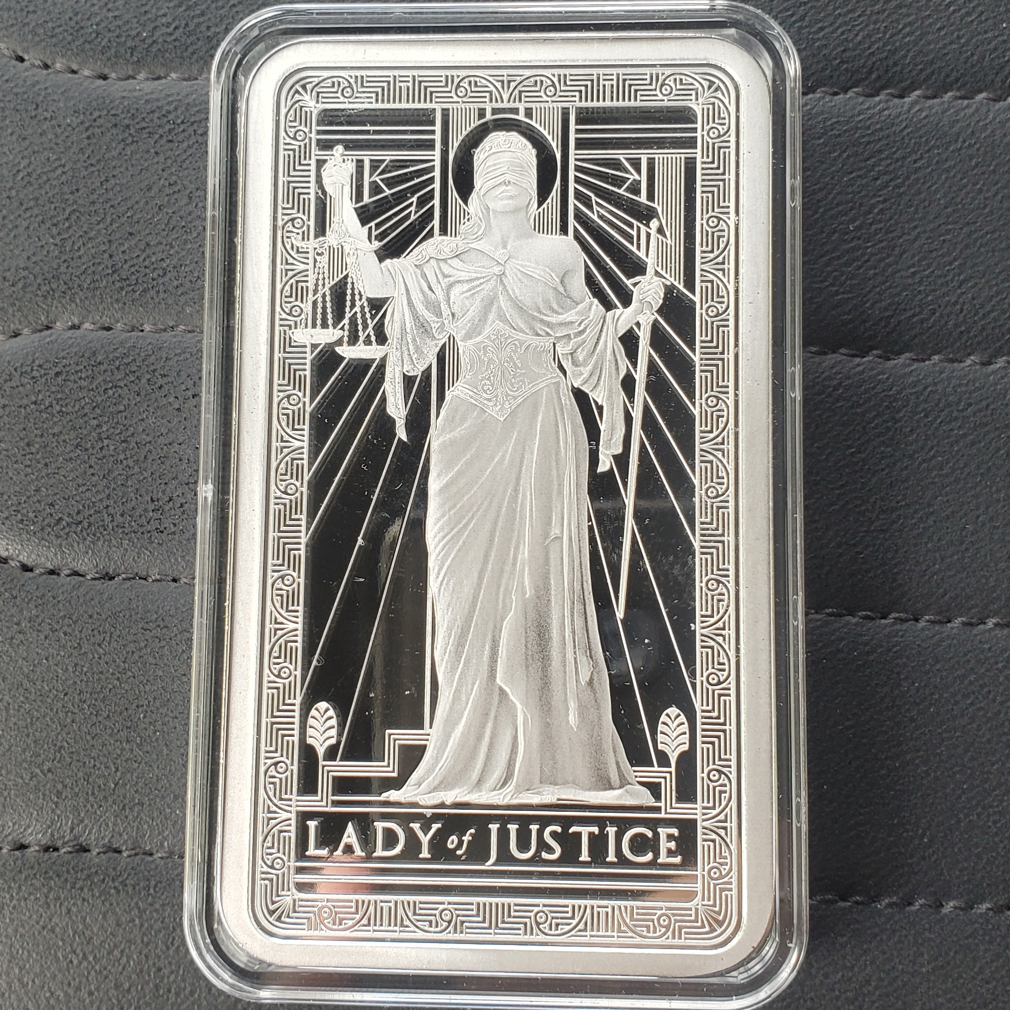 New* PAMP Lady of Justice 10 oz Silver Bar | PeerMetals